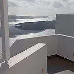 Santorini Roses Szálloda