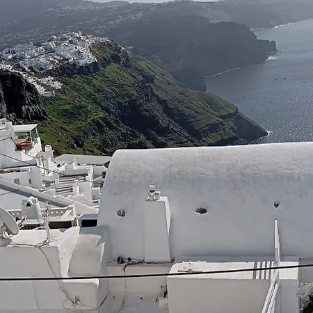 Santorini Roses מלון *
