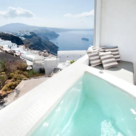 Santorini Roses Hotell *