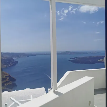 Santorini Roses Hotell